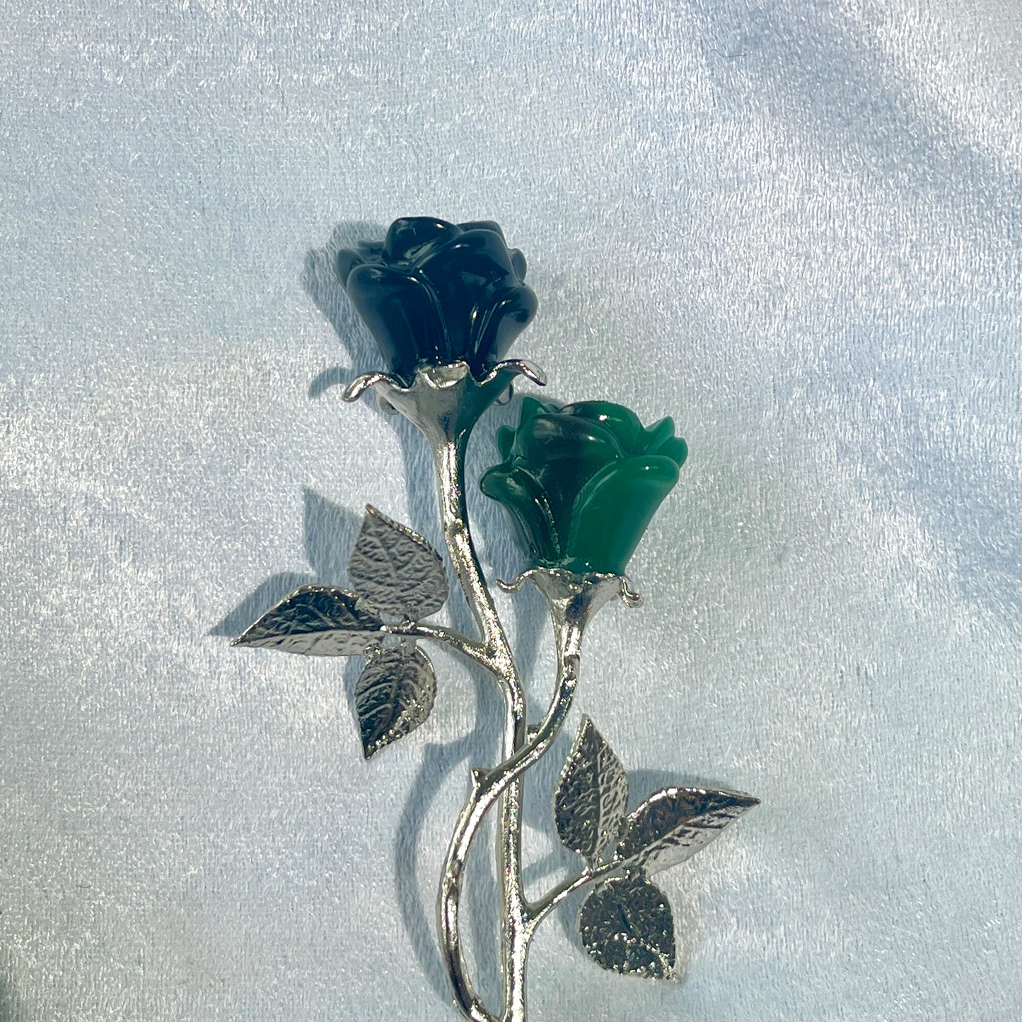 3 Crystal Roses with Holder