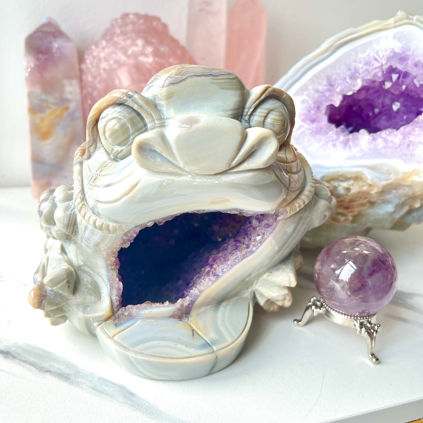 Druzy agate money toad